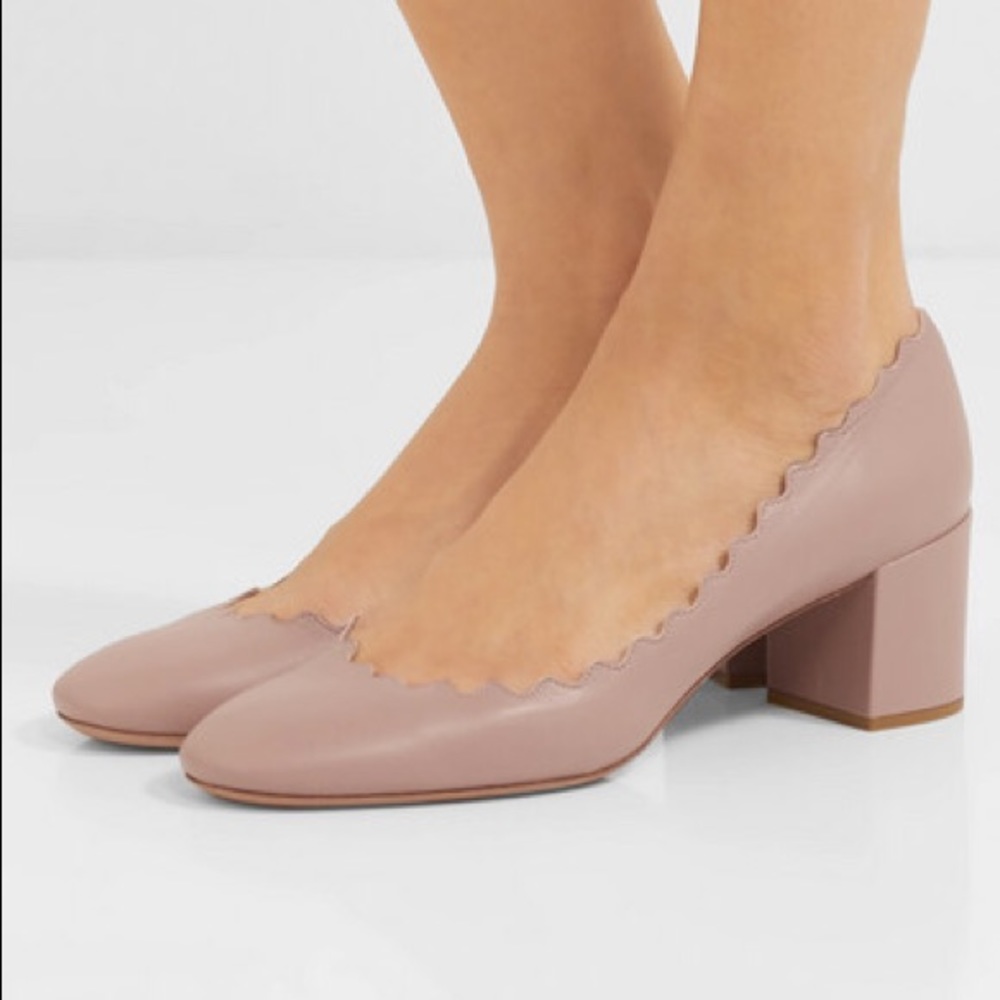 Chloe Scalloped Pump